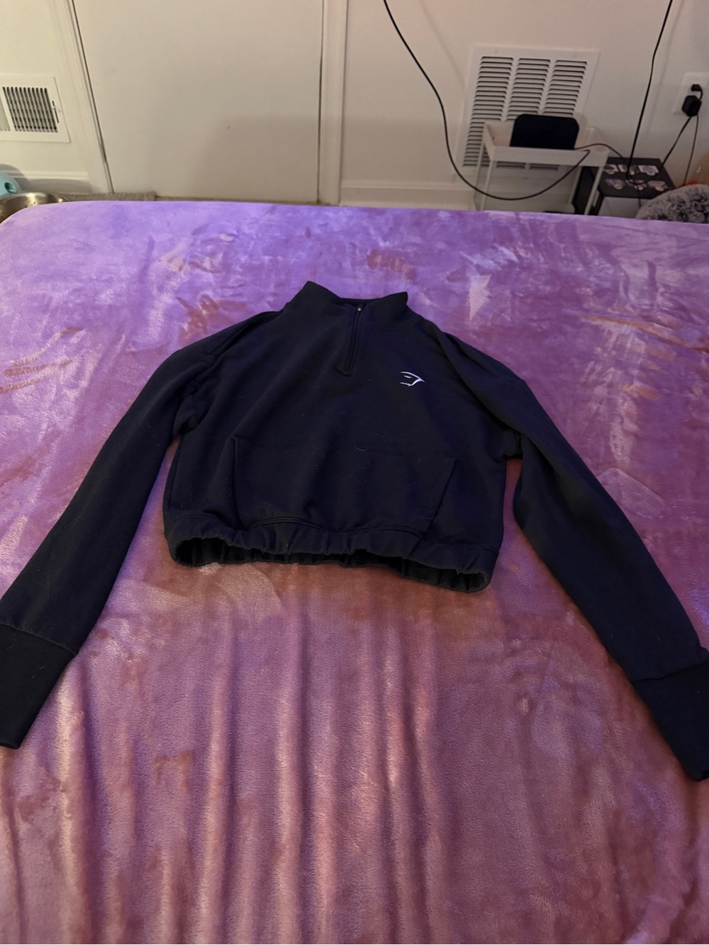 Gymshark Black Cropped Half-Zip Pullover